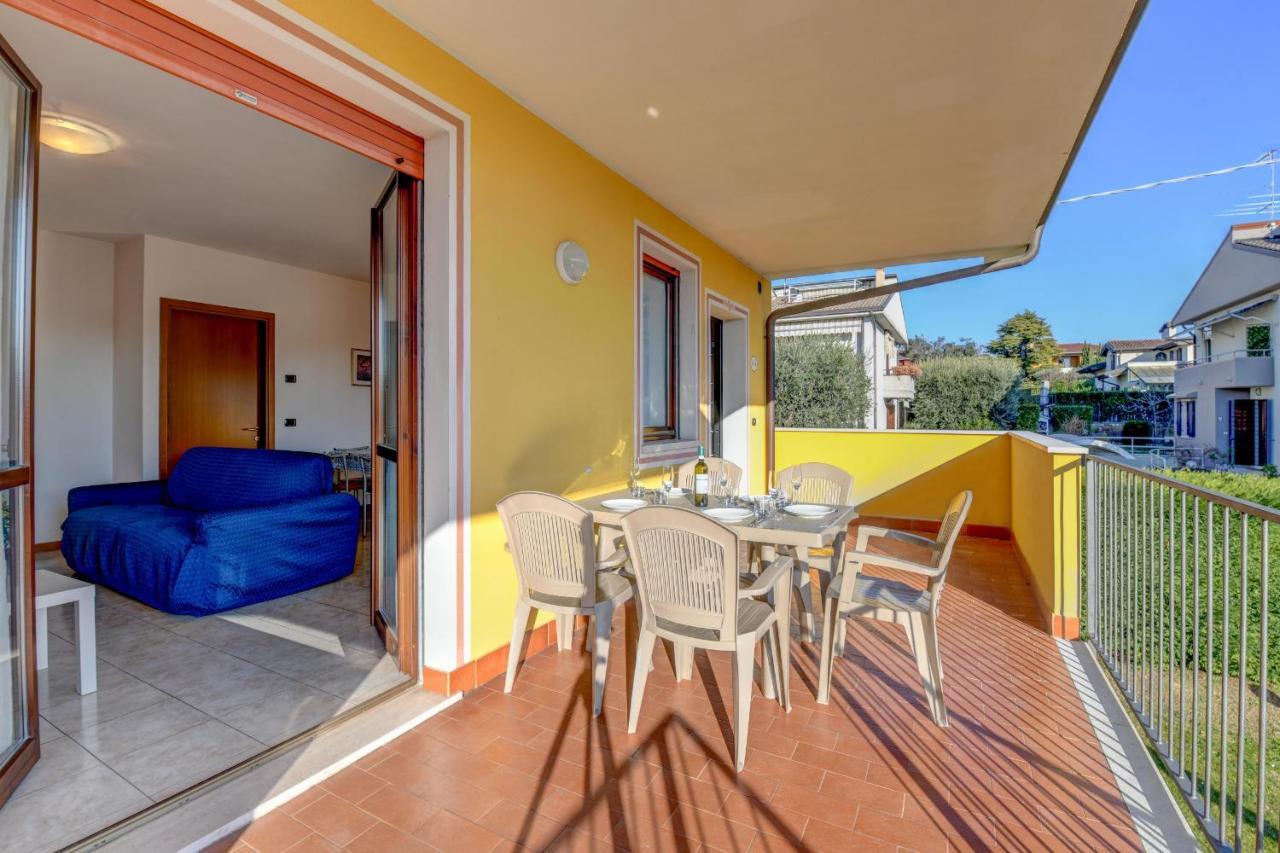 Residence Meridiana Пескиера дел Гарда Екстериор снимка