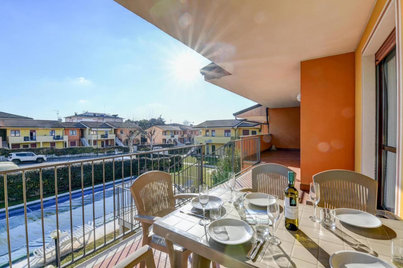 Residence Meridiana Пескиера дел Гарда Екстериор снимка