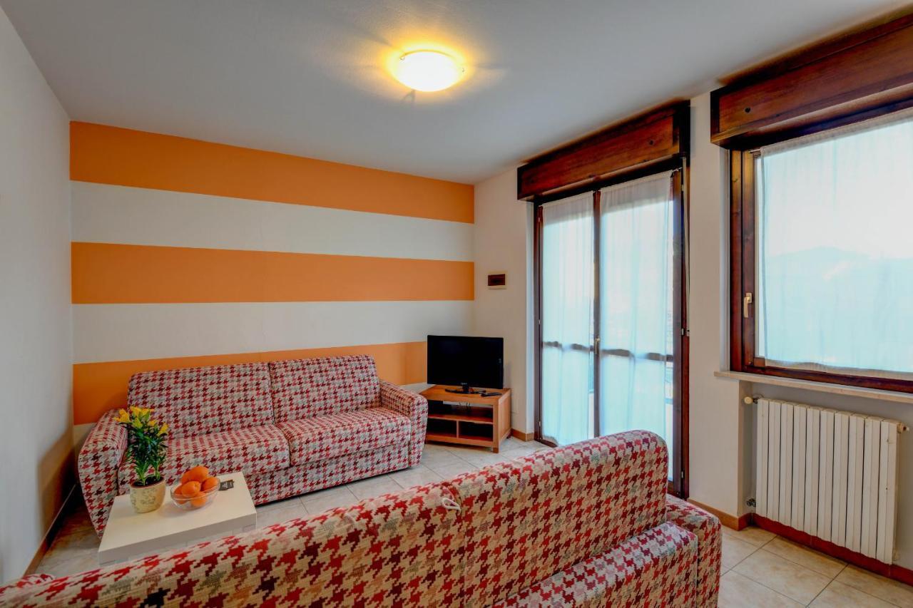 Residence Meridiana Пескиера дел Гарда Екстериор снимка