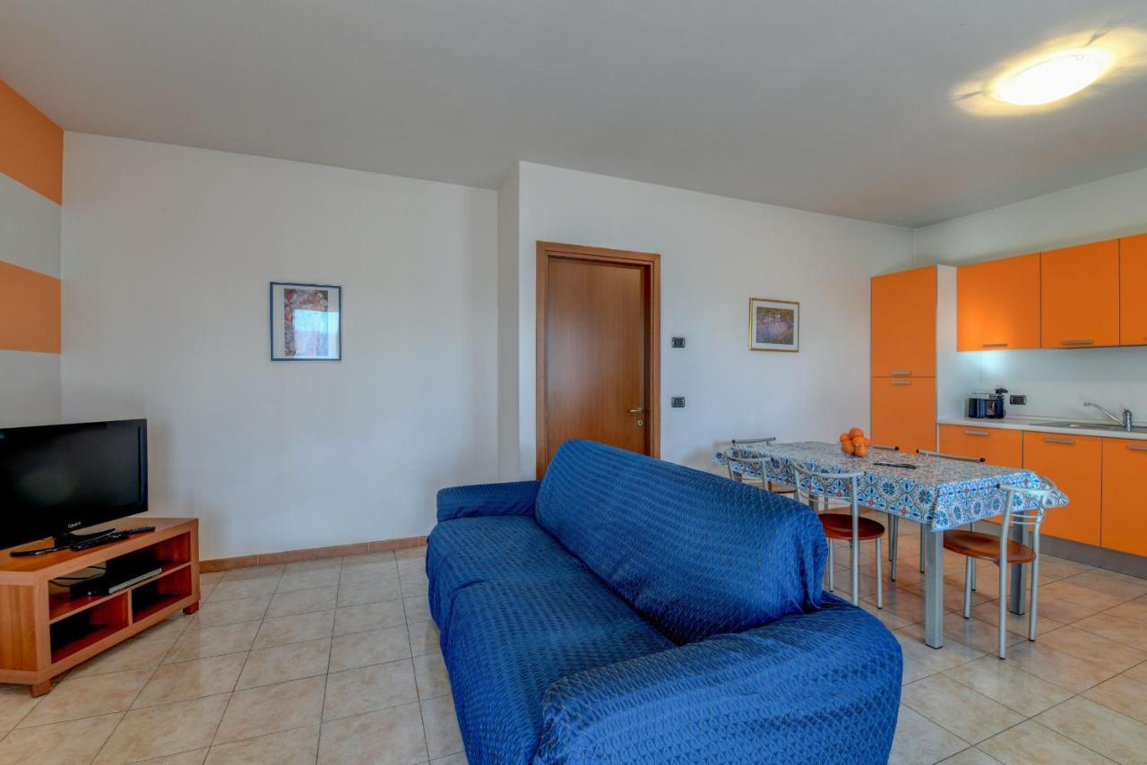Residence Meridiana Пескиера дел Гарда Екстериор снимка
